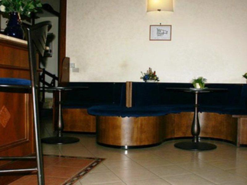 Hotel Paris Roma Esterno foto