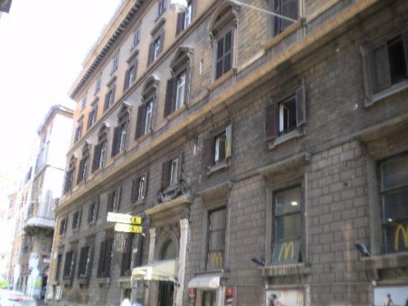 Hotel Paris Roma Esterno foto