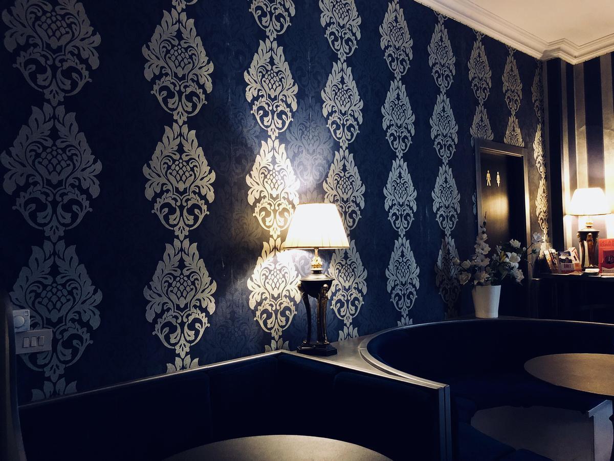 Hotel Paris Roma Esterno foto