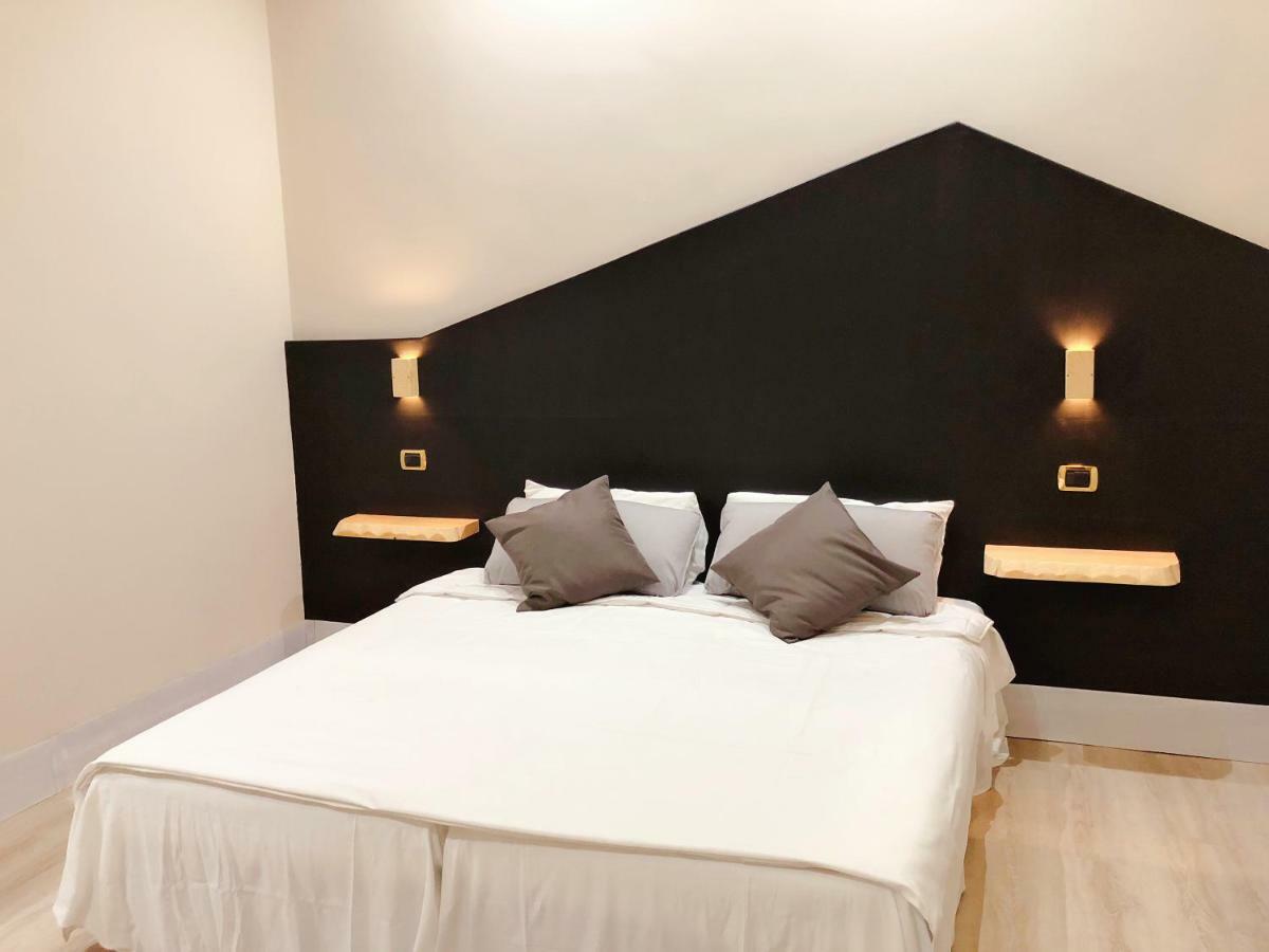 Hotel Paris Roma Esterno foto
